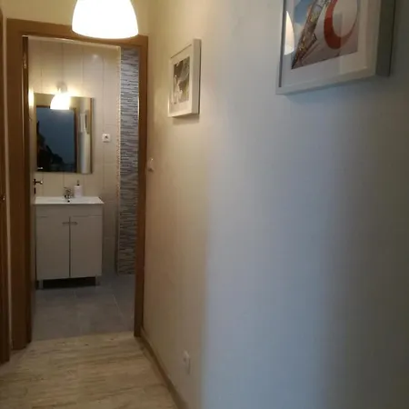 Nice Apartment Lisbon